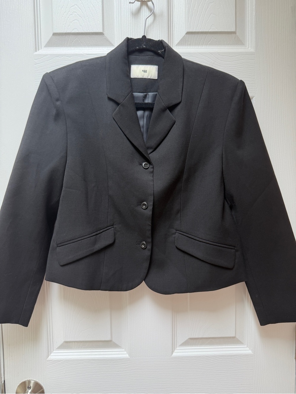 Black Tailored Women's Cropped Blazer